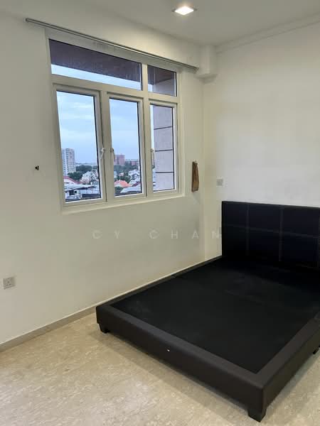 Glasgow Residences Condominium For Sale at S$ 749,888 | PropertyGuru Singapore