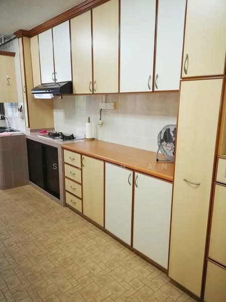 217 Tampines Street 23, 217 Tampines Street 23, 1 Bedroom, 634 sqft, HDB Flat For Rent, by S Shahlan, 21833857 - PropertyGuru.com.sg