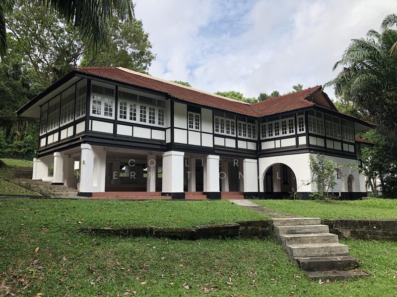 Ridley Park, Ridley Park Black & White Houses, 4 Bedrooms, 5877 sqft