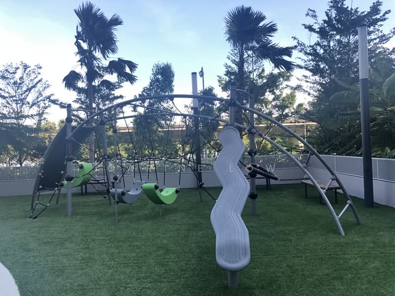 Lake Grande, 2 Jurong Lake Link, 2 Bedrooms, 861 sqft, Condominium For Rent, by Carine Low, 21843934 - PropertyGuru.com.sg