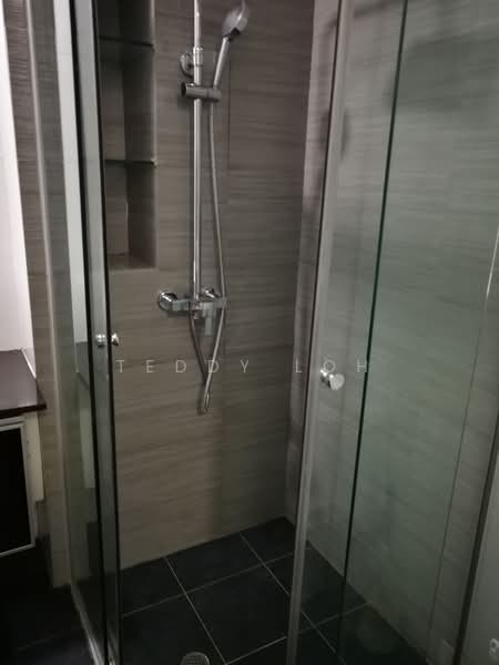 Viva Vista Condominium For Sale at S$ 750,000 | PropertyGuru Singapore