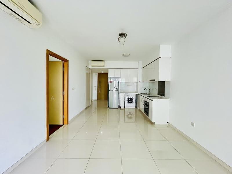 Eight Courtyards, 8 Canberra Drive, Sembawang / Yishun, 2 Bedrooms, 861 sqft, Condominium For Rent, by Alice Ng 黄素芳, 21848383 - Kitchen - PropertyGuru.com.sg