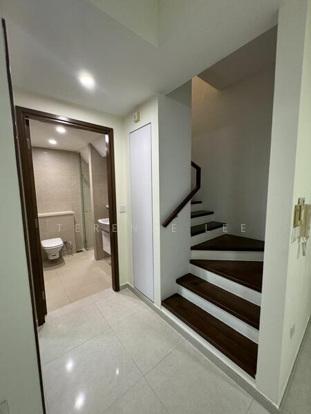 Miltonia Residences, 546 Miltonia Close, 2 Bedrooms, 1,001 sqft, Condominium For Rent, by Terence Lee, 21852944 - PropertyGuru.com.sg