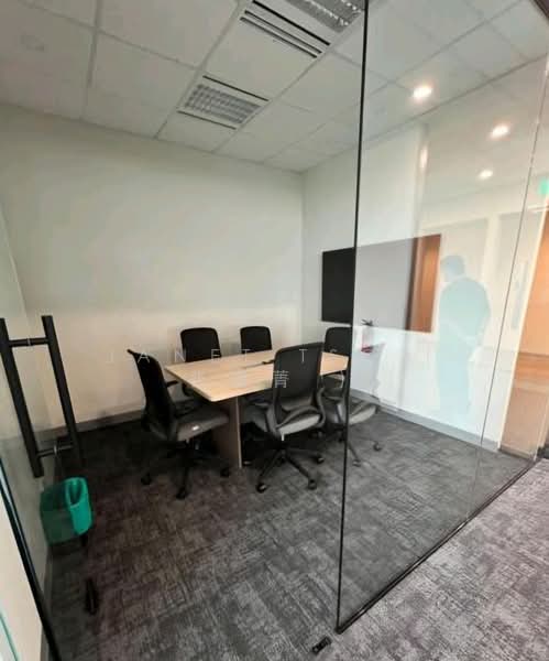 Westgate Tower, 1 Gateway Drive, 2,056 sqft, Office For Rent, by Janet Tsc ( 张曉菁 ), 21855042 - CommercialGuru.com.sg