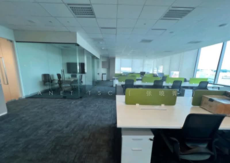 Westgate Tower, 1 Gateway Drive, 2,056 sqft, Office For Rent, by Janet Tsc ( 张曉菁 ), 21855042 - CommercialGuru.com.sg