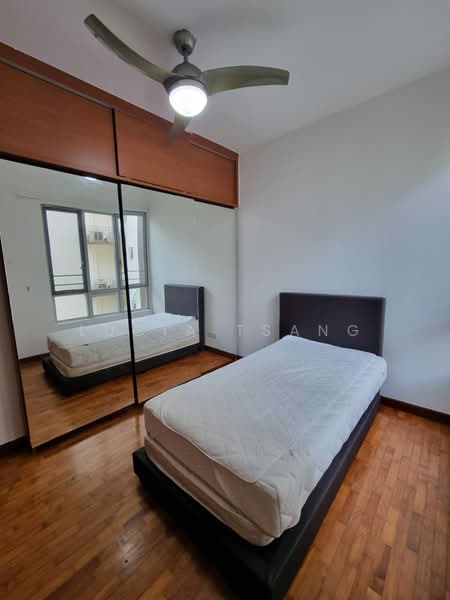 The Raintree, 95 Bukit Drive, 3 Bedrooms, 1,270 sqft, Condominium For Rent, by Lucia Tsang, 21858073 - PropertyGuru.com.sg
