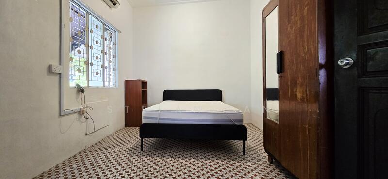 For Rent - Frankel Estate