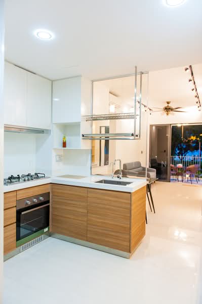 Jewel @ Buangkok, Buangkok Drive, 3 Bedrooms, 871 sqft, Condominium For Sale, by Thomas Tan, 21865438 - PropertyGuru.com.sg