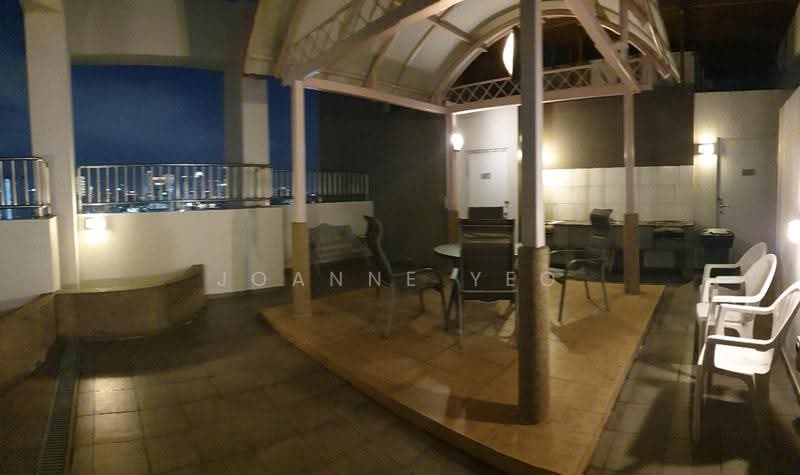 The Merlot, 101 Keng Lee Road, Farrer Park / Serangoon Rd, 2 Bedrooms, 883 sqft, Apartment For Rent, by Joanne Yeo, 21865766 - Roof top BBQ area - PropertyGuru.com.sg