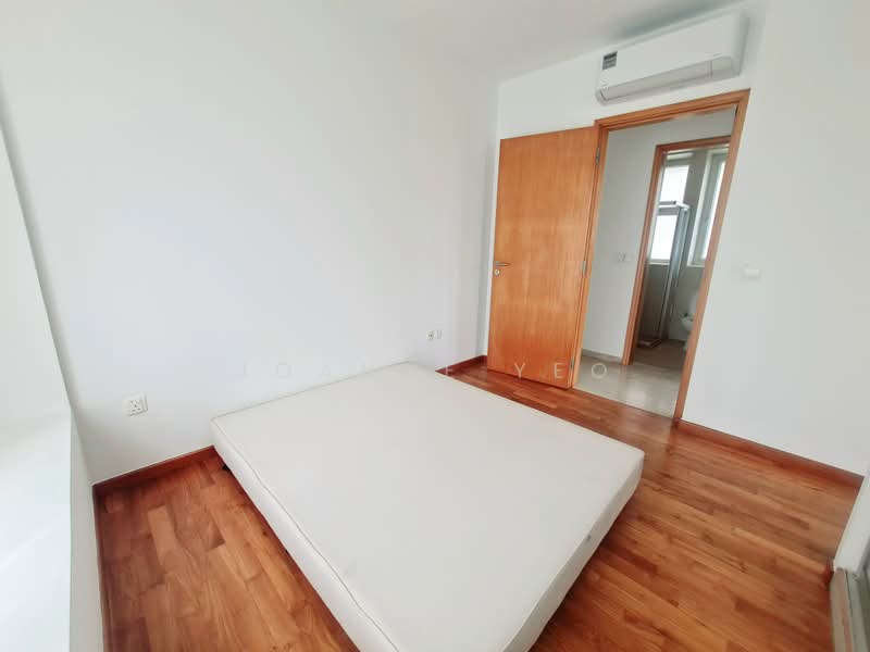 The Merlot, 101 Keng Lee Road, Farrer Park / Serangoon Rd, 2 Bedrooms, 883 sqft, Apartment For Rent, by Joanne Yeo, 21865766 - Master bedroom with new aircon - PropertyGuru.com.sg