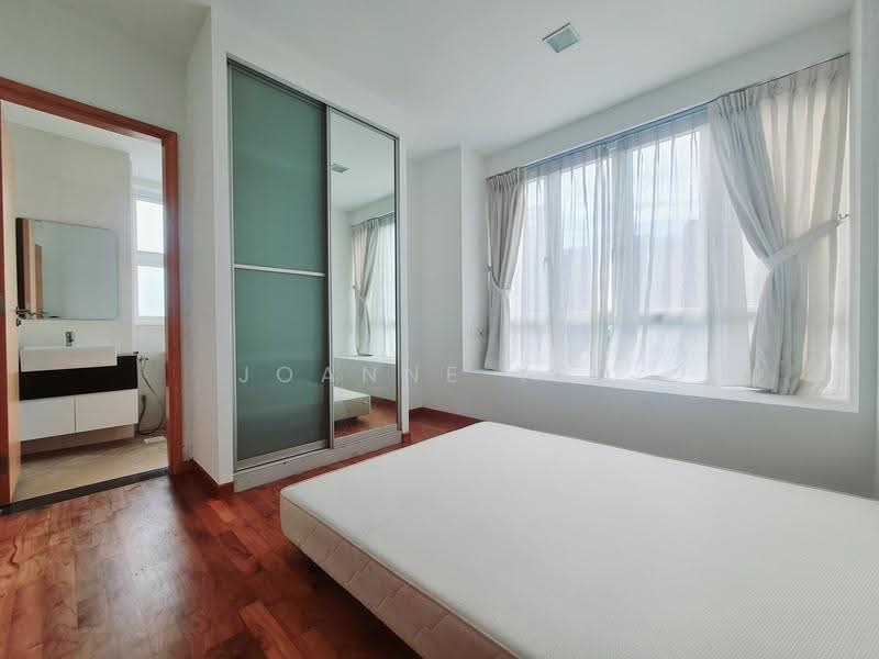 The Merlot, 101 Keng Lee Road, Farrer Park / Serangoon Rd, 2 Bedrooms, 883 sqft, Apartment For Rent, by Joanne Yeo, 21865766 - Master bedroom with queen bed frame - PropertyGuru.com.sg
