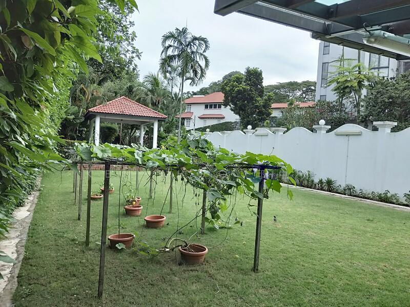 GreenBank Park Bungalow Greenary, 2A Greenbank Park, 6 Bedrooms, 20000