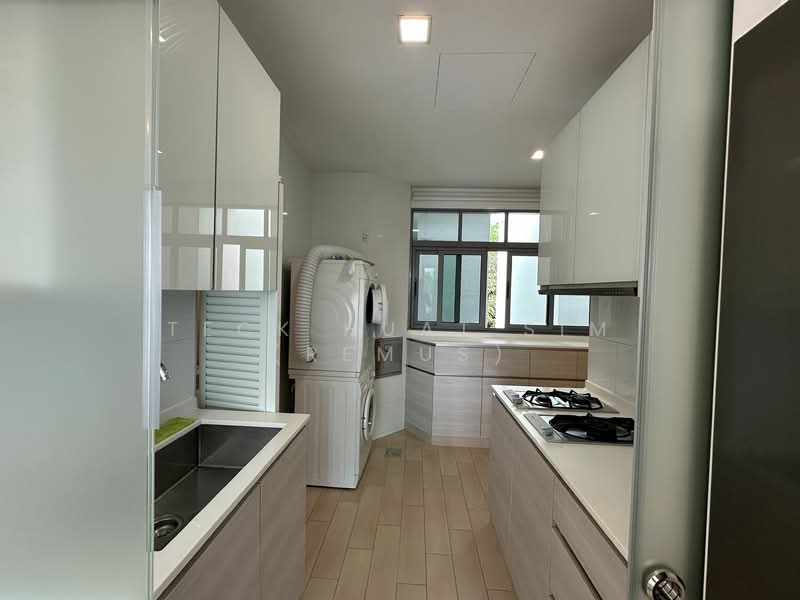 Verdure @ Holland Park, 63 Holland Road, 4 Bedrooms, 2,239 sqft, Condominium For Rent, by Teck Huat Sim (Remus), 21872936 - PropertyGuru.com.sg