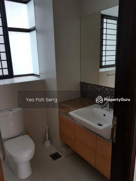 Master Room Toilet