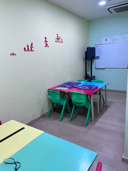 The MidTown, 1189 Upper Serangoon Road, 731 sqft, Mall Shop For Rent, by Joanne Cheong, 21874078 - CommercialGuru.com.sg