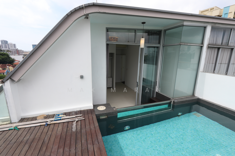 City Studios, 30 Race Course Lane, Farrer Park / Serangoon Rd, 2 Bedrooms, 1,399 sqft, Apartment For Rent, by Max Maran, 21874444 - Master Bedroom with Private Pool - PropertyGuru.com.sg