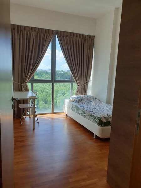 Seastrand, 7 Pasir Ris Link, 2 Bedrooms, 883 sqft, Condominium For Sale, by Casia Kwa, 21877545 - PropertyGuru.com.sg