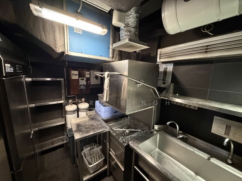 Stanley Street F&B For Lease!, , 1,018 sqft, Food & Beverage For Rent, by Marc Singh, 21877676 - CommercialGuru.com.sg