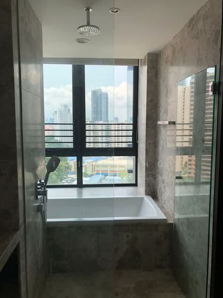 Centennia Suites, 100 Kim Seng Road, 4 Bedrooms, 2,260 sqft, Condominium For Rent, by Vivien Choo, 21879575 - PropertyGuru.com.sg