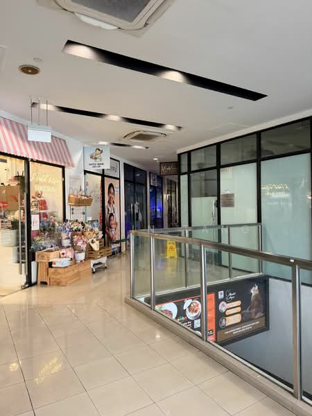 Viva Vista, 3 South Buona Vista Road, 161 sqft, Other Retail For Rent, by Melvin Tang, 21880991 - CommercialGuru.com.sg