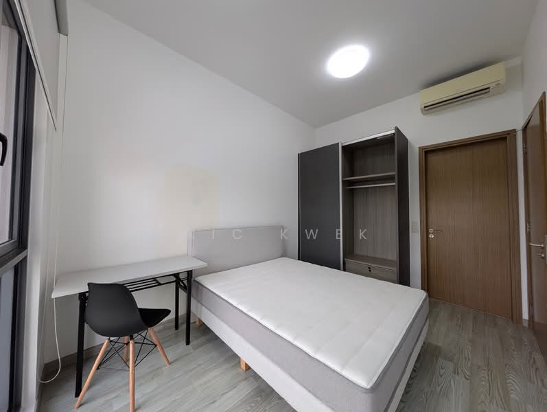 Lakeville, 9 Jurong Lake Link, 2 Bedrooms, 775 sqft, Condominium For Rent, by Eric Kwek, 21884316 - PropertyGuru.com.sg