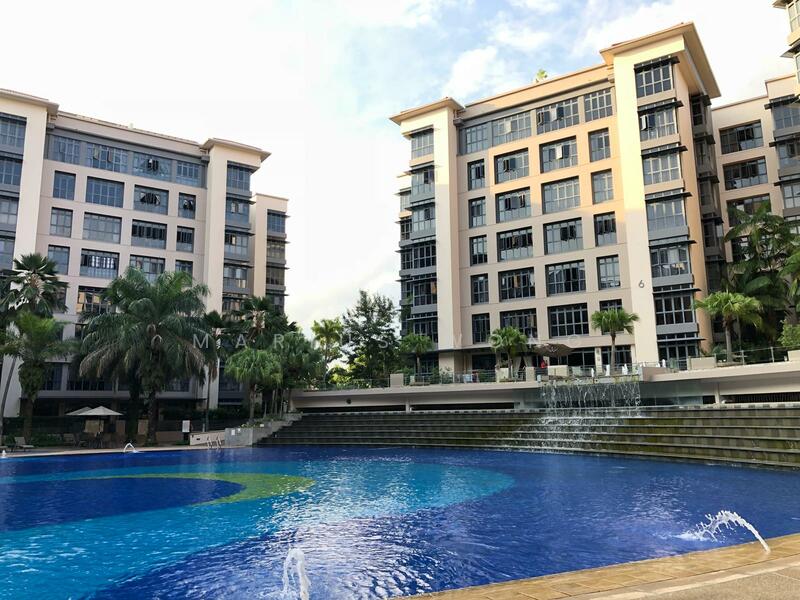 Carissa Park Condo, 2 Flora Drive, 3 Bedrooms, 1324 sqft, Condos