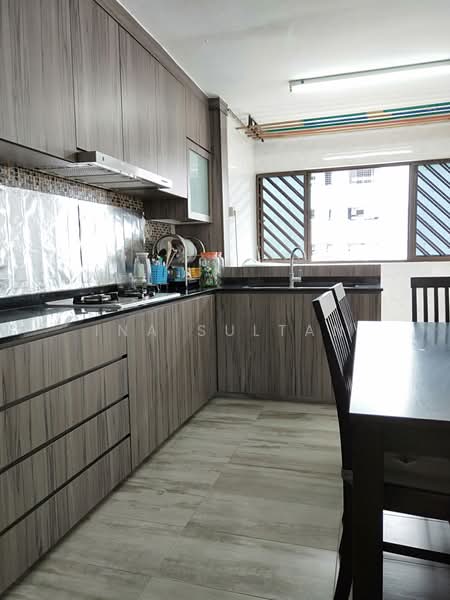 331 Ang Mo Kio Avenue 1, 331 Ang Mo Kio Avenue 1, 2 Bedrooms, 720 sqft, HDB Flat For Rent, by Ina Sultan, 21885745 - PropertyGuru.com.sg