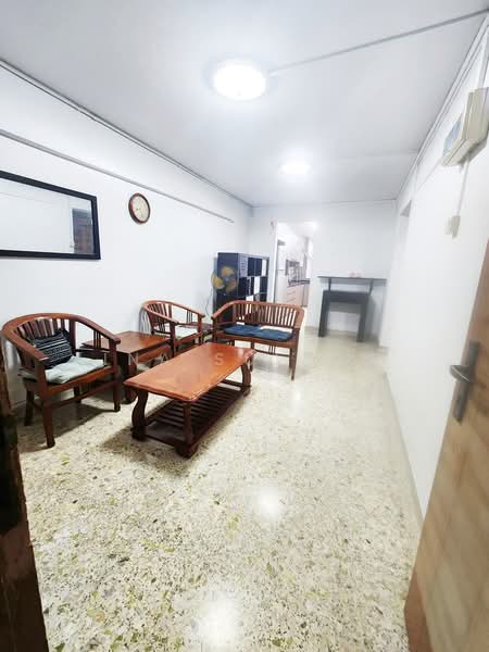 331 Ang Mo Kio Avenue 1, 331 Ang Mo Kio Avenue 1, 2 Bedrooms, 720 sqft, HDB Flat For Rent, by Ina Sultan, 21885745 - PropertyGuru.com.sg