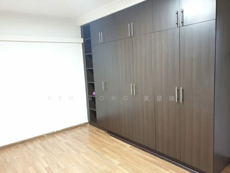 221 Yishun Street 21, 221 Yishun Street 21, 3 Bedrooms, 1,302 sqft, HDB Flat For Rent, by Ken Bong 黄慧锋, 21890838 - PropertyGuru.com.sg