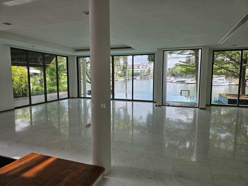 For Sale - Paradise Island