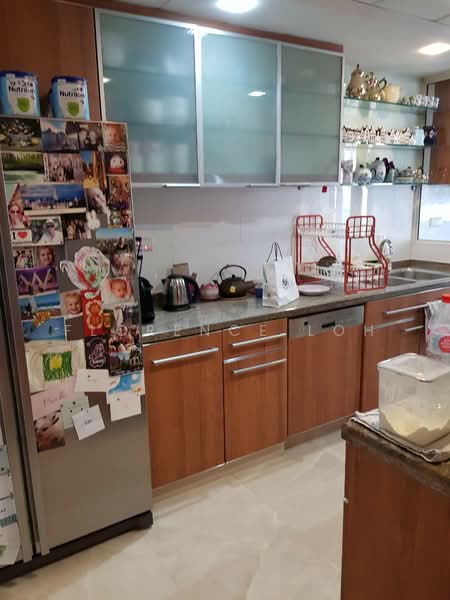 Greenwood crescent, Greenwood crescent, 5 Bedrooms, 3,200 sqft, Corner Terrace For Rent, by Florence Loh, 21892300 - PropertyGuru.com.sg