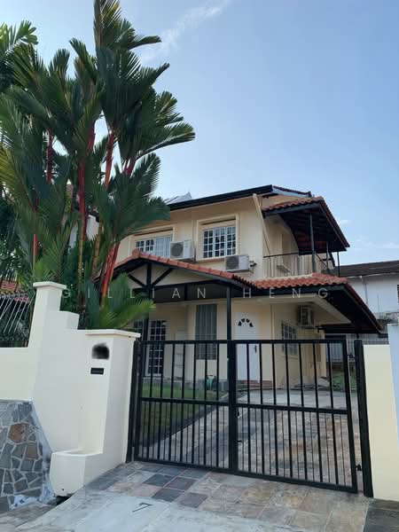 Hua Guan Gardens, , 3 Bedrooms, 2,000 sqft, Semi-Detached House For Rent, by Gillian Heng, 21893179 - PropertyGuru.com.sg