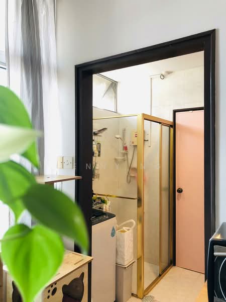 Hoa Nam Building, 27 Foch Road, 1 Bedroom, 500 sqft, Apartment For Rent, by Jenny Ng, 21893519 - PropertyGuru.com.sg