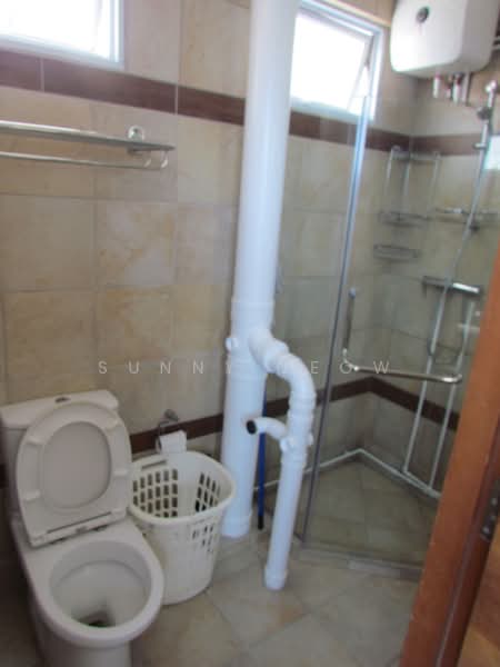 Blk 170 Stirling Road, Stirling Road, 2 Bedrooms, 700 sqft, HDB Flat For Rent, by Sunny Seow, 21895772 - Bathroom - PropertyGuru.com.sg