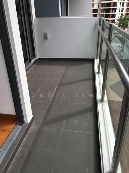 Urban Vista, 2 Tanah Merah Kechil Link, Bedok / Upper East Coast, 3 Bedrooms, 850 sqft, Condominium For Rent, by Annie Lim, 21896740 - BALCONY - PropertyGuru.com.sg
