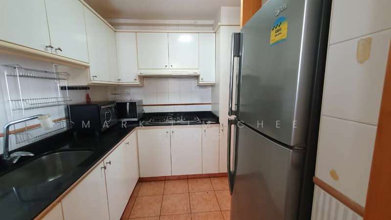 Guilin View, 20 Bukit Batok Street 52, 2 Bedrooms, 861 sqft, Condominium For Rent, by Mark Lim Chee Tong, 21900328 - PropertyGuru.com.sg