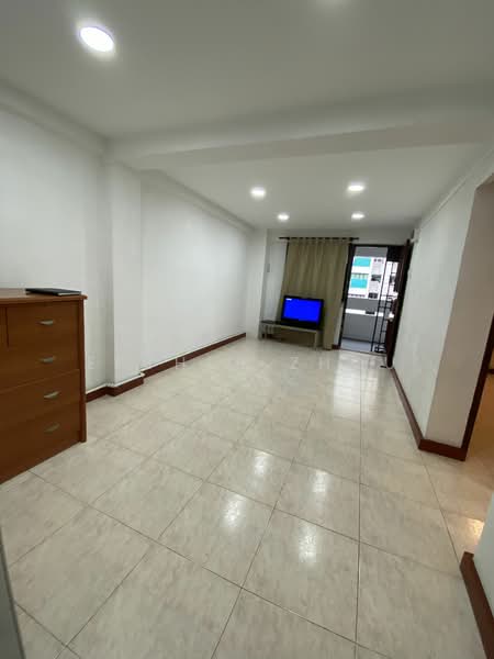 7 Marine Terrace, 7 Marine Terrace, 2 Bedrooms, 699 sqft, HDB Flat For Rent, by Esther Zhou, 21900808 - PropertyGuru.com.sg