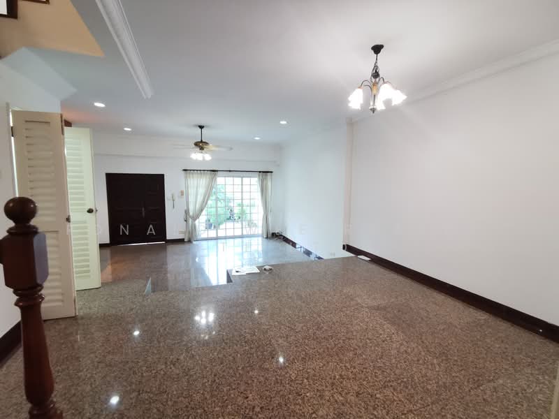 Bedok Ria, Bedok Ria Crescent, 5 Bedrooms, 2,800 sqft, Terraced House For Rent, by RUTH, 21900942 - PropertyGuru.com.sg