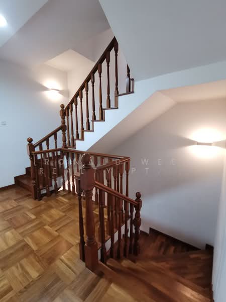 Bedok Ria, Bedok Ria Crescent, 5 Bedrooms, 2,800 sqft, Terraced House For Rent, by RUTH, 21900942 - PropertyGuru.com.sg