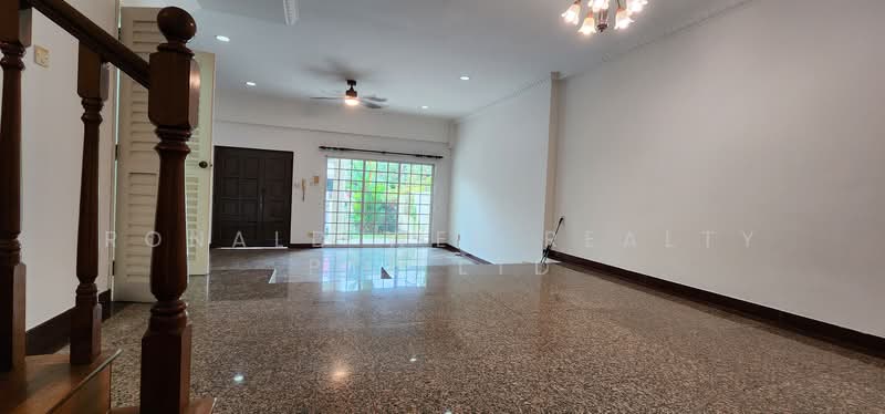 Bedok Ria, Bedok Ria Crescent, 5 Bedrooms, 2,800 sqft, Terraced House For Rent, by RUTH, 21900942 - PropertyGuru.com.sg