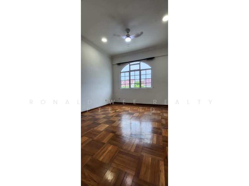 Bedok Ria, Bedok Ria Crescent, 5 Bedrooms, 2,800 sqft, Terraced House For Rent, by RUTH, 21900942 - PropertyGuru.com.sg