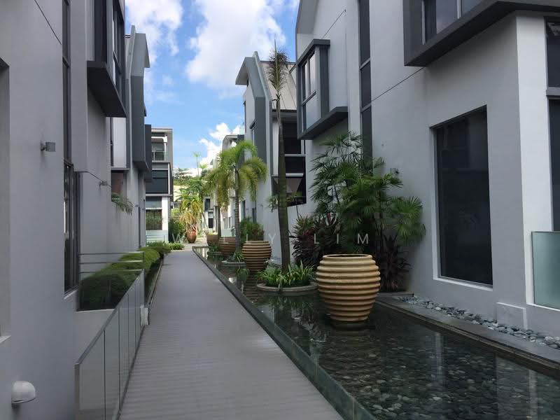 Hillcrest Villa, 9B Hillcrest Road, Newton / Novena, 5 Bedrooms, 3,088 sqft, Cluster House For Rent, by Willy Lim, 21901807 - PropertyGuru.com.sg