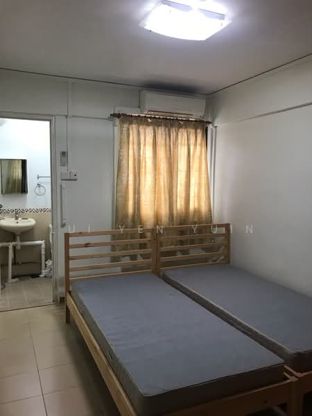 742 Yishun Avenue 5, 742 Yishun Avenue 5, 2 Bedrooms, 721 sqft, HDB Flat For Rent, by Lui Yen Yuin, 21902513 - PropertyGuru.com.sg