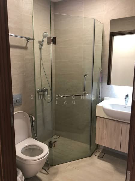 24 One Residences, 241 Pasir Panjang Road, 3 Bedrooms, 807 sqft, Condominium For Rent, by Sheevonne Lau, 21903122 - Clean common toilet - PropertyGuru.com.sg