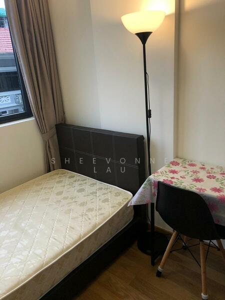 24 One Residences, 241 Pasir Panjang Road, 3 Bedrooms, 807 sqft, Condominium For Rent, by Sheevonne Lau, 21903122 - Common room 1 with a study table - PropertyGuru.com.sg