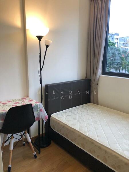 24 One Residences, 241 Pasir Panjang Road, 3 Bedrooms, 807 sqft, Condominium For Rent, by Sheevonne Lau, 21903122 - Common room 2 with a study table - PropertyGuru.com.sg