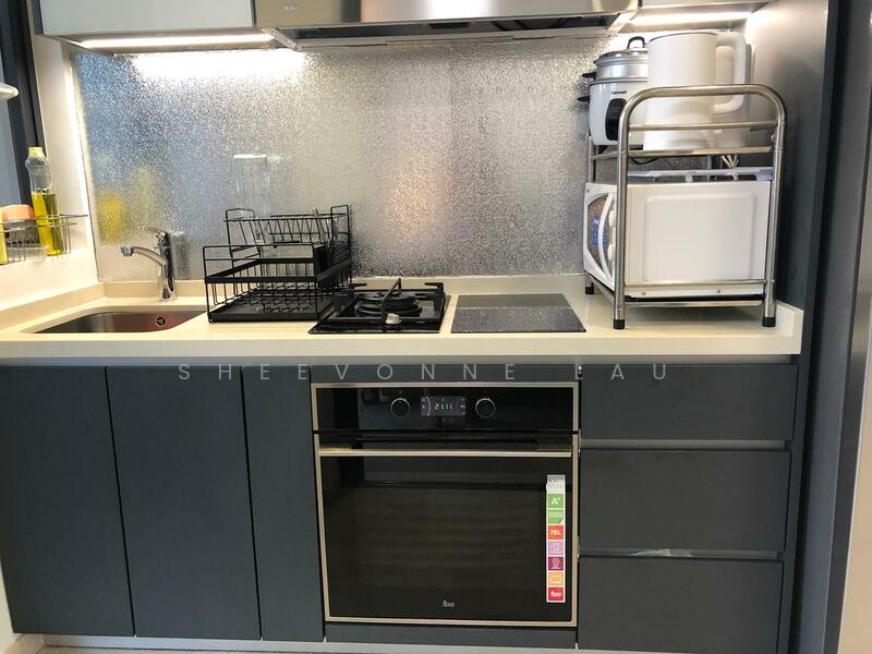 24 One Residences, 241 Pasir Panjang Road, 3 Bedrooms, 807 sqft, Condominium For Rent, by Sheevonne Lau, 21903122 - Fully functional kitchen - PropertyGuru.com.sg