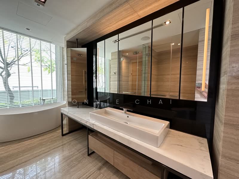 Eden Residences Capitol, 11 Stamford Road, 4 Bedrooms, 3,520 sqft, Condominium For Rent, by Connie Chai, 21906212 - PropertyGuru.com.sg