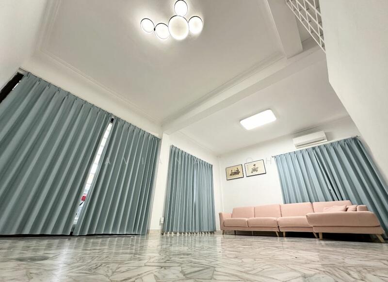 For Rent - 4BR+1 2 Storey Corner Terrace