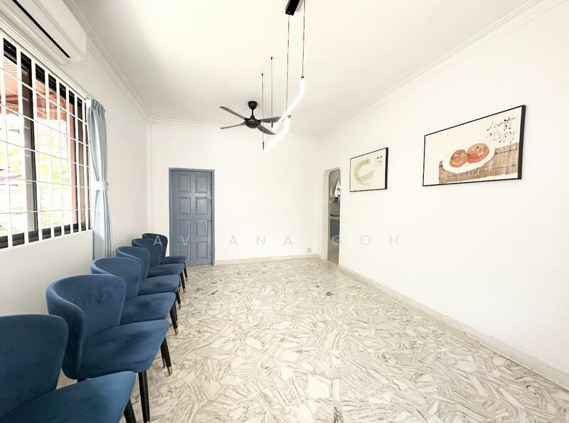 For Rent - 4BR+1 2 Storey Corner Terrace